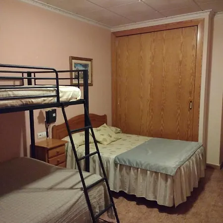 Hotell Meson El Castillo Bañeres