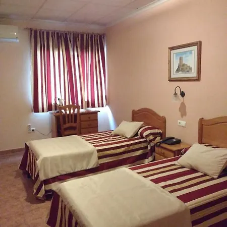 Meson El Castillo Hotell Bañeres
